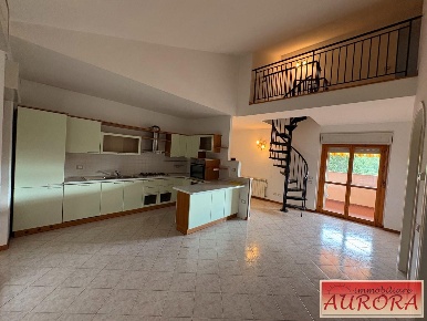 Foto Appartamento a Monteriggioni Castellina Scalo di 164 m² con 5 locali