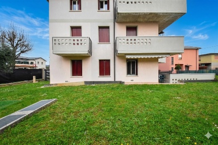 Foto Appartamento in Viale IV Novembre, Palazzolo sull'Oglio Centro