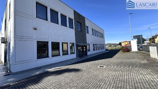 Foto Ufficio in Via Martinella, Gorle di 360 m² in affitto