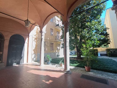 Foto Appartamento in Via Gaspare Aselli, Cremona Centro di 90 m² in affitto