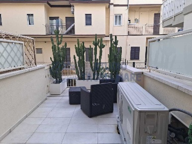 Foto Appartamento in Via Candido Queirolo, Taggia Centro di 60 m²