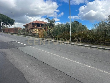 Foto Terreno edificabile in Viale Giovanni Falcone 9, Camporotondo Etneo