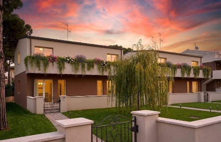 Foto Villa bifamiliare in Via Caduti per la Libertà 257, Cervia Pinarella