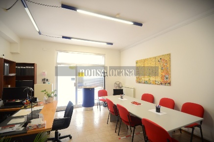 Foto Locale commerciale in Via San Bartolomeo 999, Perugia di 50 m²