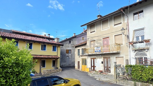 Foto Case semi ndipendenti a Valdagno di 160 m² con 7 locali in vendita