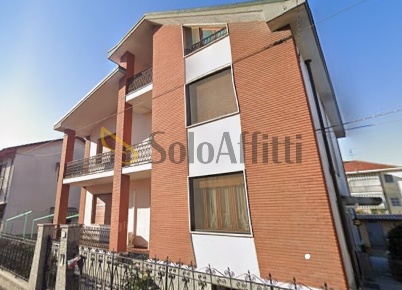 Foto Mansarde in via dante alighieri, Beinasco Centro di 50 m² con 2 locali