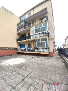 Foto Appartamento in Via del Carmine, Messina Minissale di 95 m² in vendita