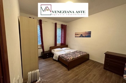 Foto Appartamento in Via Cosenz, Venezia Marghera - Catene di 81 m²
