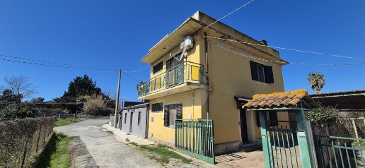 Foto Casa indipendente in LocalitÃ  Ficarella, Lamezia Terme Ficarella