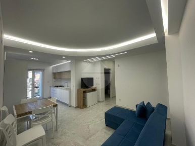 Foto Appartamento in Via 11 Settembre, Acri Centro di 70 m² con 4 locali