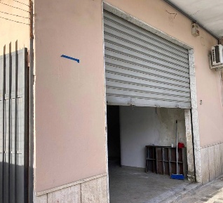 Foto Box in Via Kennedy 0, Battipaglia Centro di 50 m² in vendita