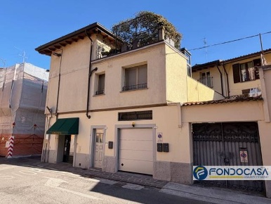 Foto Appartamento a Palazzolo sull'Oglio Centro di 90 m² con 3 locali