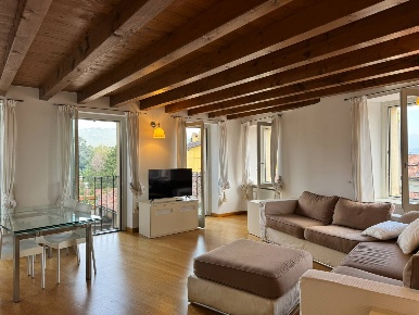 Foto Appartamento in VIA PIGNOLO 101, Bergamo Centro di 106 m² con 3 locali