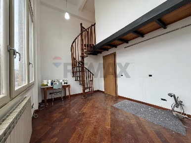 Foto Appartamento in via rivarolo 45, Genova Rivarolo di 60 m² con 3 locali