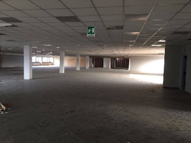 Foto Negozio in STRADA PROVINCIALE RIVOLTANA, Liscate Pobbiano di 240 m²