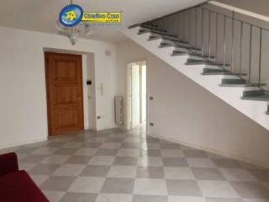 Foto Case semi ndipendenti in vicolo del canto 9, Teramo Centro di 123 m²