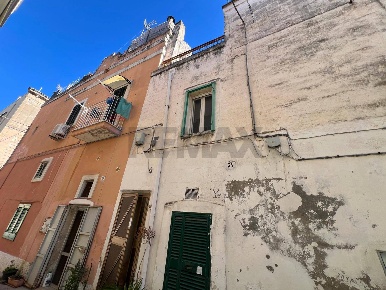 Foto Casa indipendente a Monopoli Centro di 40 m² con 2 locali in vendita