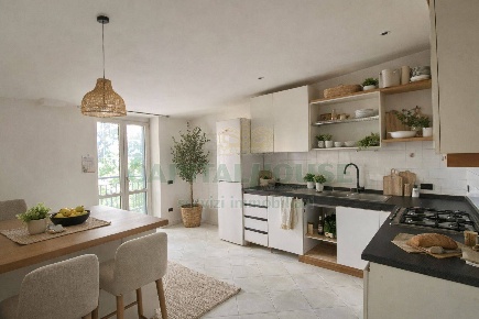 Foto Appartamento in Via Trieste, Palma Campania Centro di 150 m²