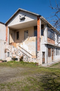 Foto Casa indipendente in corso de gasperi 36, Rivoli di 126 m² in vendita
