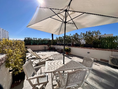 Foto Appartamento in Corso Italia 15, Genova Albaro di 80 m² con 3 locali