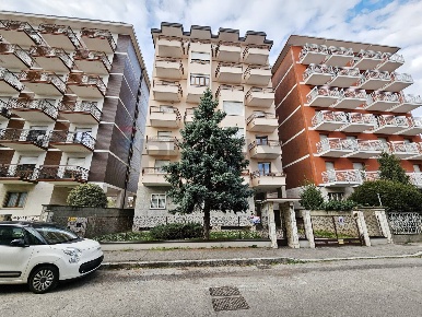 Foto Appartamento in VIA ORAZIO 33, Busto Arsizio Sant'Edoardo di 110 m²