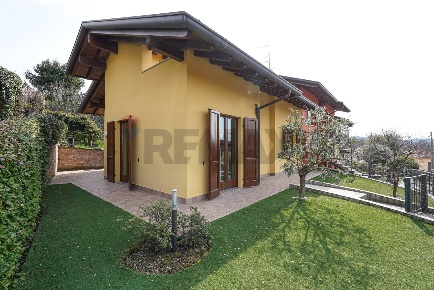 Foto Case semi ndipendenti in Via 4 Novembre 109, Ponteranica di 225 m²