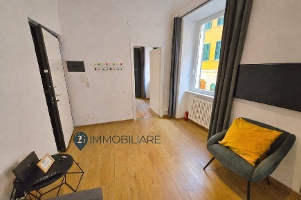 Foto Appartamento in Via Del Prione, La Spezia di 80 m² con 4 locali