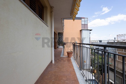 Foto Appartamento in Via Finocchiari 178, Aci Catena Centro di 130 m²