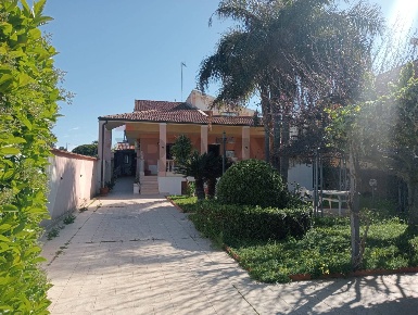 Foto Villa unifamiliare in VIA DEL GARGANO 13, Ragusa di 250 m² in vendita
