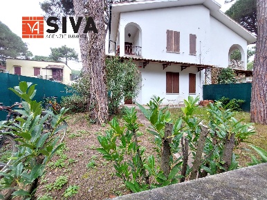 Foto Villa a schiera in Viale Italia 144, Ravenna di 92 m² con 5 locali