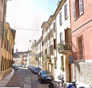 Foto Casa indipendente in via guerrieri gonzaga, Mantova Centro di 300 m²