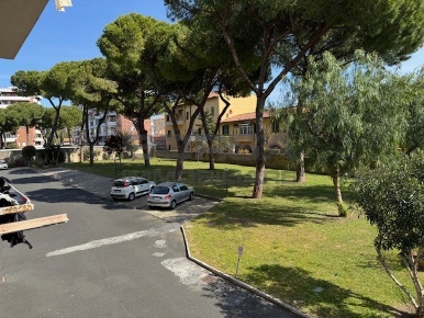 Foto Appartamento in Via della Bastia, Livorno Pontino - Bastia di 100 m²