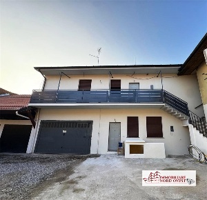 Foto Appartamento in Via Matteotti, Vittuone di 94 m² con 3 locali