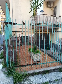Foto Ufficio in Via Carducci, Volla Centro di 60 m² con 3 locali in vendita