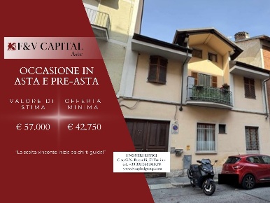 Foto Appartamento in Via Ceva, Torino Don Bosco di 66 m² con 3 locali