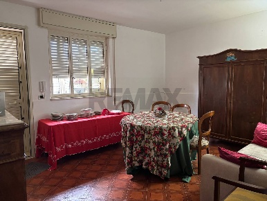 Foto Case semi ndipendenti in VIA RESUTTANO 10, Siracusa di 110 m²