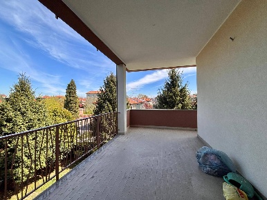 Foto Appartamento in via Gramsci, Nova Milanese di 110 m² con 3 locali