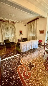 Foto Appartamento in Via Antonio Cantore 21, Genova Sampierdarena di 140 m²