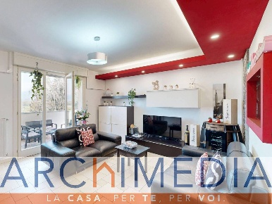 Foto Appartamento in Via Tarchini Giovanni, Olgiate Comasco Centro di 94 m²