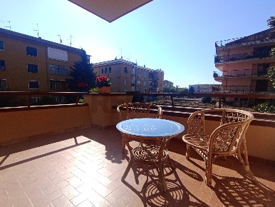 Foto Appartamento in VIA DELLE VILLE 32, Caserta Corso Trieste di 190 m²