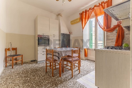 Foto Appartamento in Via Spezzieria 3, Triggiano di 70 m² con 3 locali