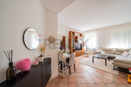 Foto Appartamento in Via Venezia 22, Parma San Leonardo di 106 m²