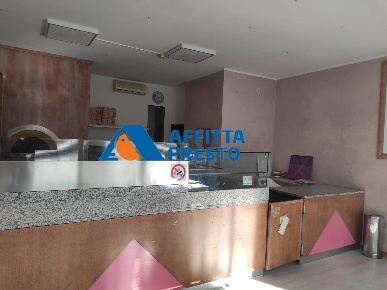 Foto Negozio in via Verga 10, Gatteo Gatteo Sant'Angelo di 100 m²