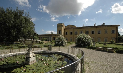 Foto Appartamento in Via Michele di lando, Firenze di 100 m² con 4 locali