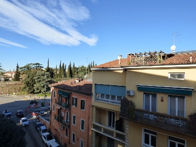 Foto Appartamento a Verona Borgo Venezia di 100 m² con 4 locali in vendita