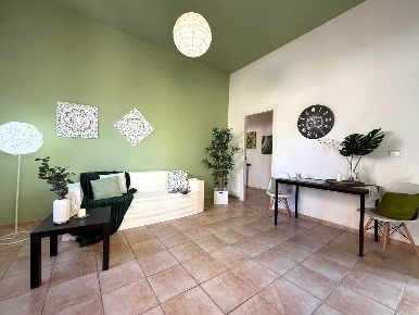 Foto Appartamento a San Vincenzo Centro di 78 m² con 5 locali in vendita