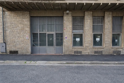 Foto Magazzino a Firenze Fortezza - Stazione di 425 m² con 2 locali