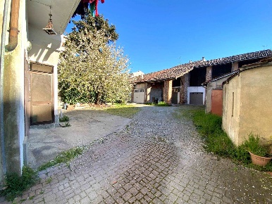 Foto Appartamento in Via Giovanni Lanza  13, Trino Centro di 140 m²