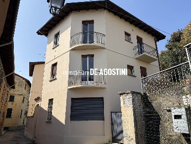 Foto Appartamento a Lesa Centro di 60 m² con 2 locali in vendita