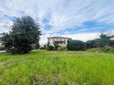 Foto Terreno residenziale in San Martino 4, Veggiano San Marco di 1950 m²